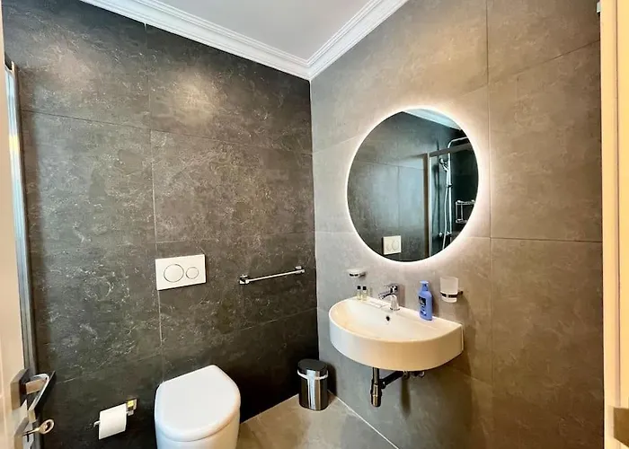 Дом отдыха Beautiful 4-bedroom Townhouse In