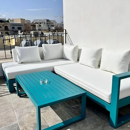 Beautiful 4-bedroom Townhouse In Hébergement de vacances *