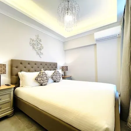 Beautiful 4-bedroom Townhouse In