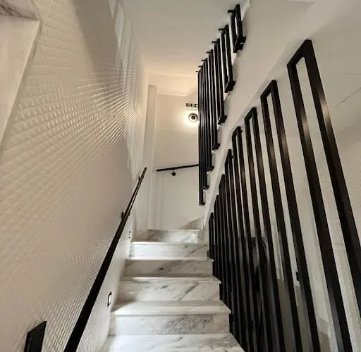 Beautiful 4-bedroom Townhouse In Sliema